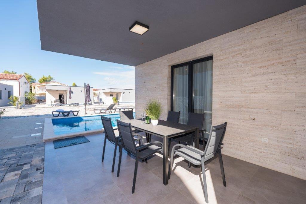 More Exclusive Villas And Spa Vir Exterior photo